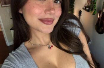 İzmir Seksi Escort Bayan Ebru